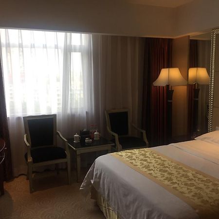 Yunheng Hotel Neijiang Ngoại thất bức ảnh