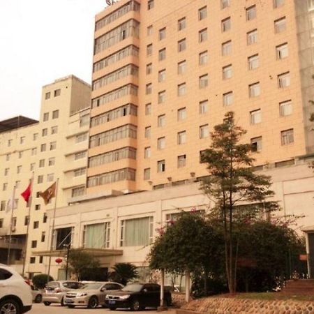 Yunheng Hotel Neijiang Ngoại thất bức ảnh