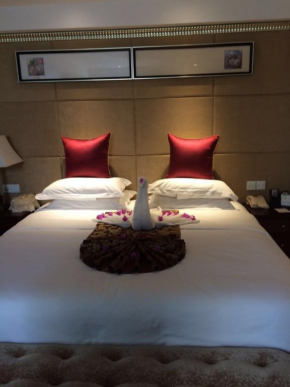Yunheng Hotel Neijiang Ngoại thất bức ảnh